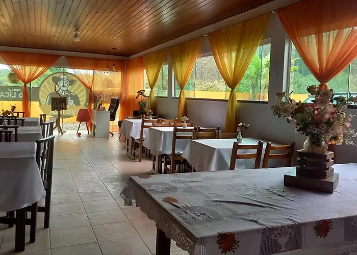 Pousada Vo Lica Com Piscina