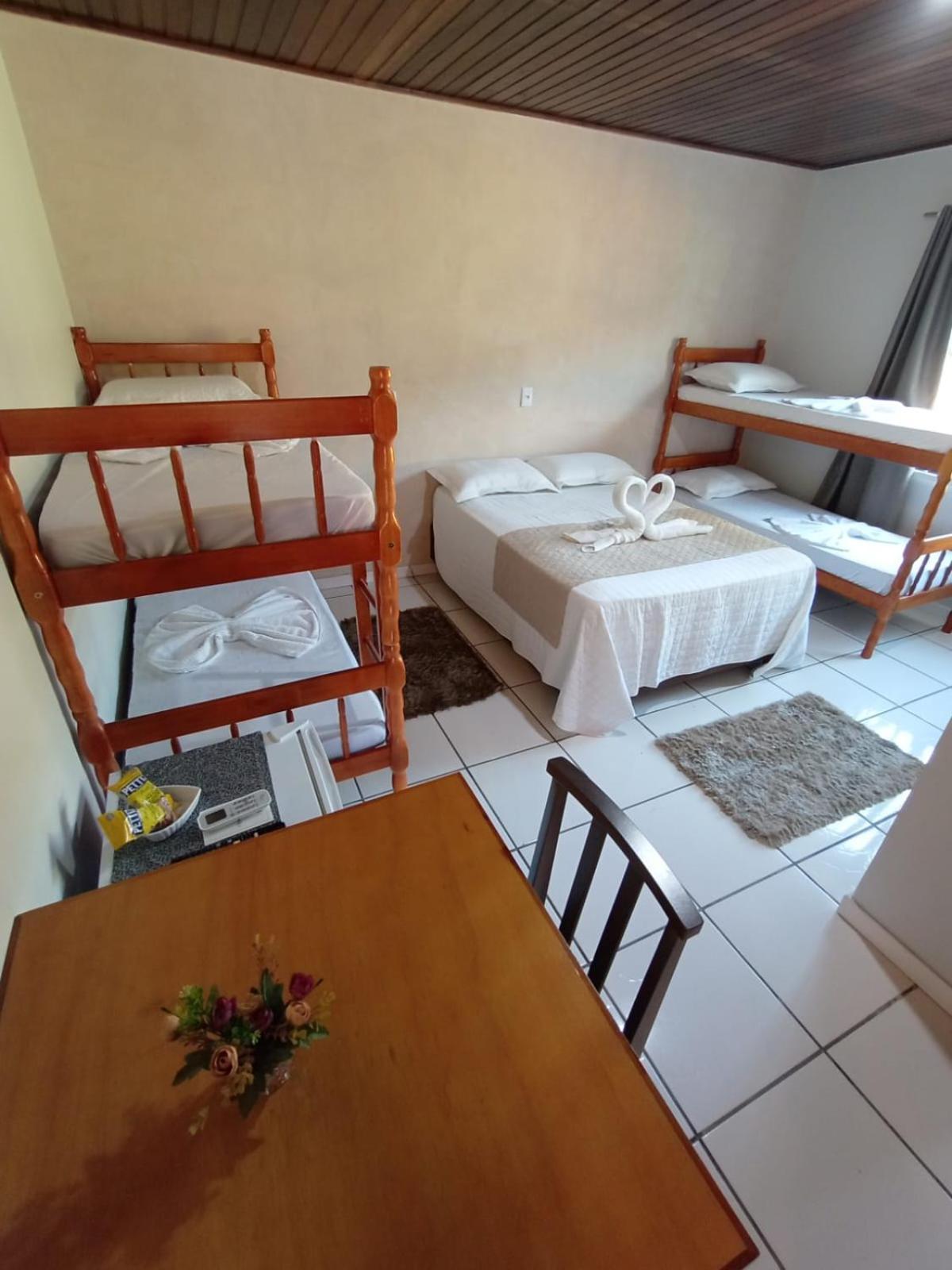 Vo Lica Com Piscina Inn Penha (Santa Catarina)