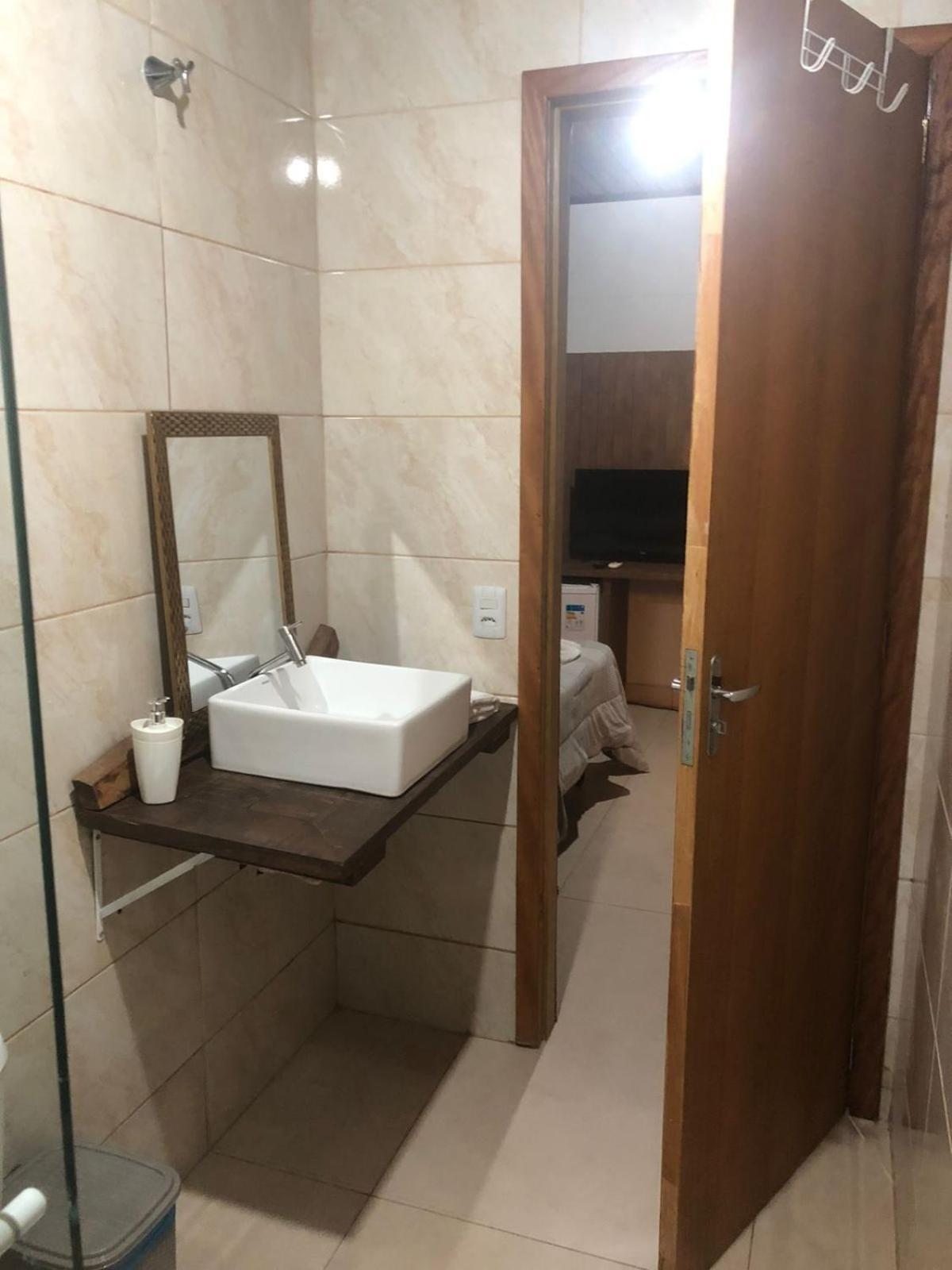 Inn Vo Lica Com Piscina