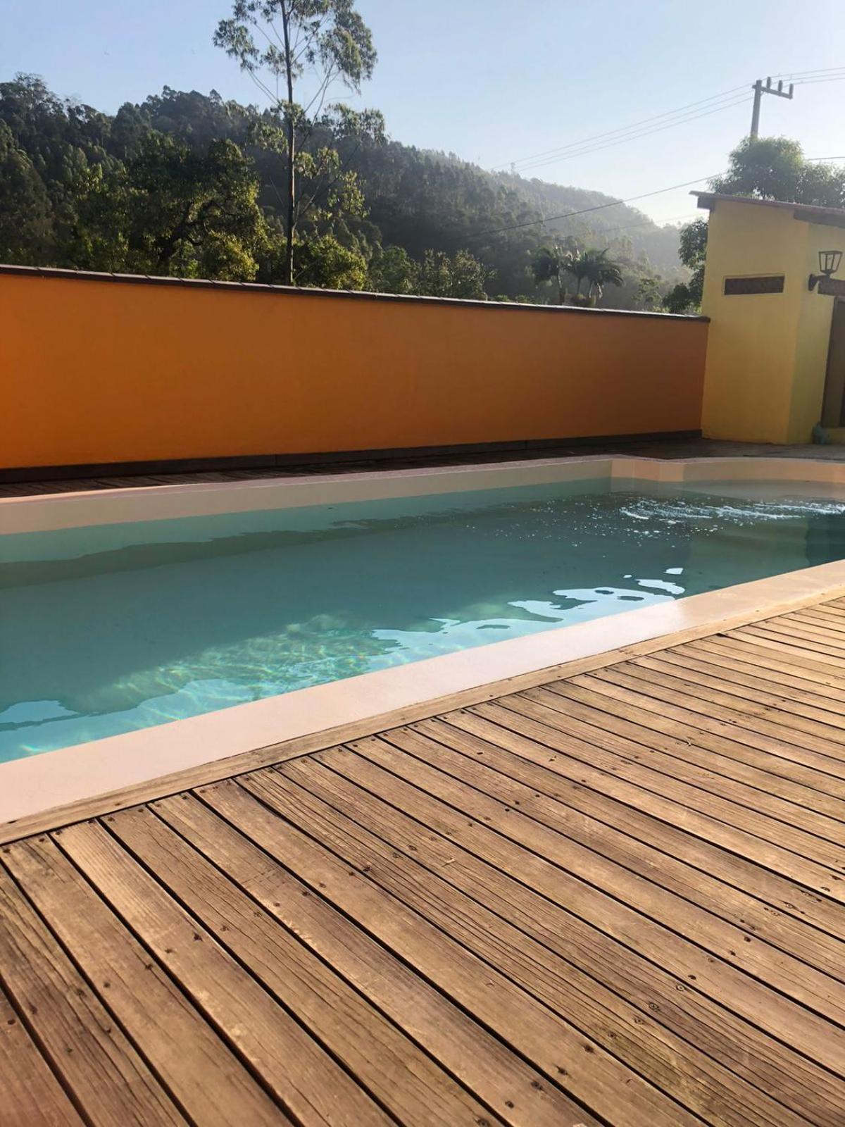 Inn Vo Lica Com Piscina